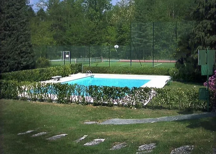 In Euroville Mit Gemeinschaftlichem Pool By Interhome Apartman