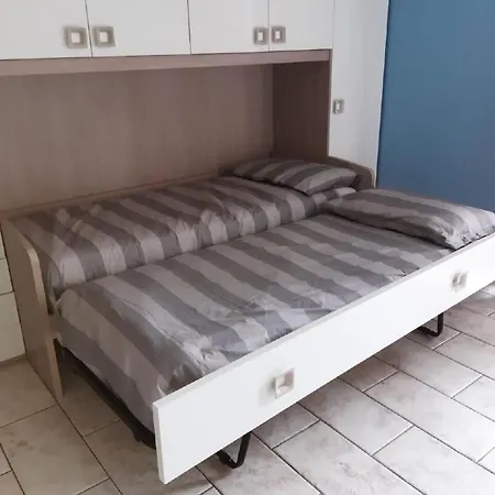 In Euroville Mit Gemeinschaftlichem Pool By Interhome