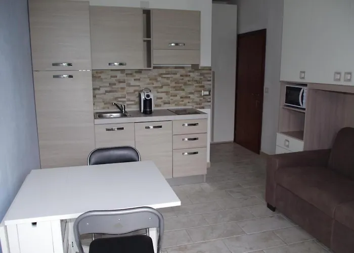 Apartamento In Euroville Mit Gemeinschaftlichem Pool By Interhome